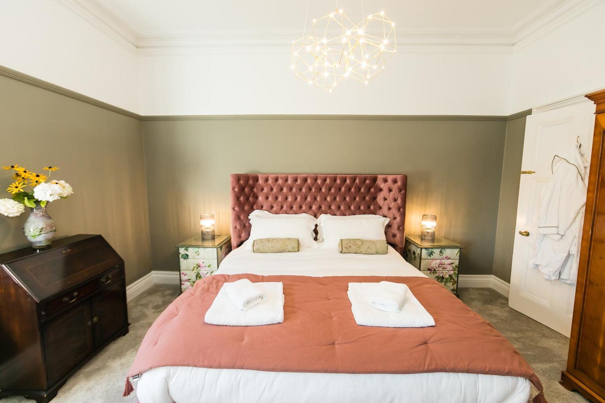 Hillthorpe Manor By Maison Parfaite - Large Country House With Hot Tub Pontefract Eksteriør bilde